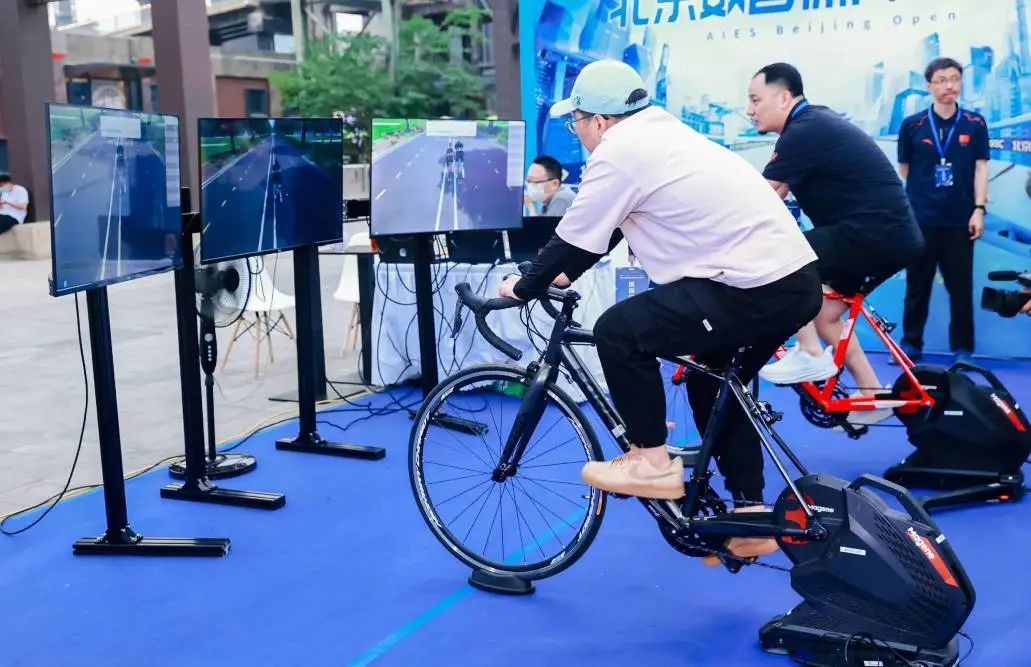 重构人才培养逻辑跨越AI时代产教“时间差